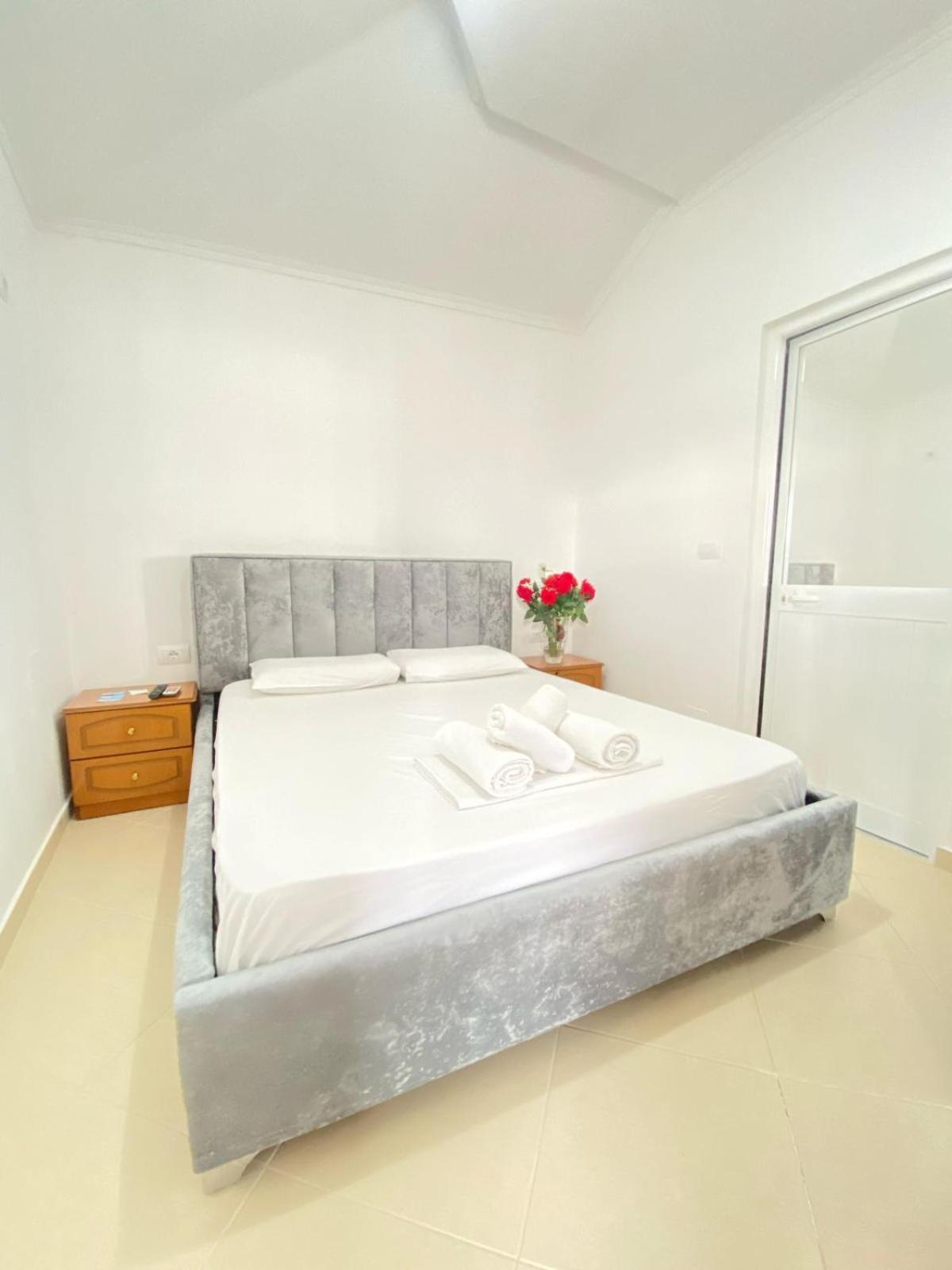 Enel Villa Sarandë Exterior foto